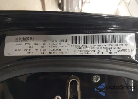 2016 Ram 2500 Big Horn z USA, uszkodzony, nr VIN 3C6UR5DL8GG260345